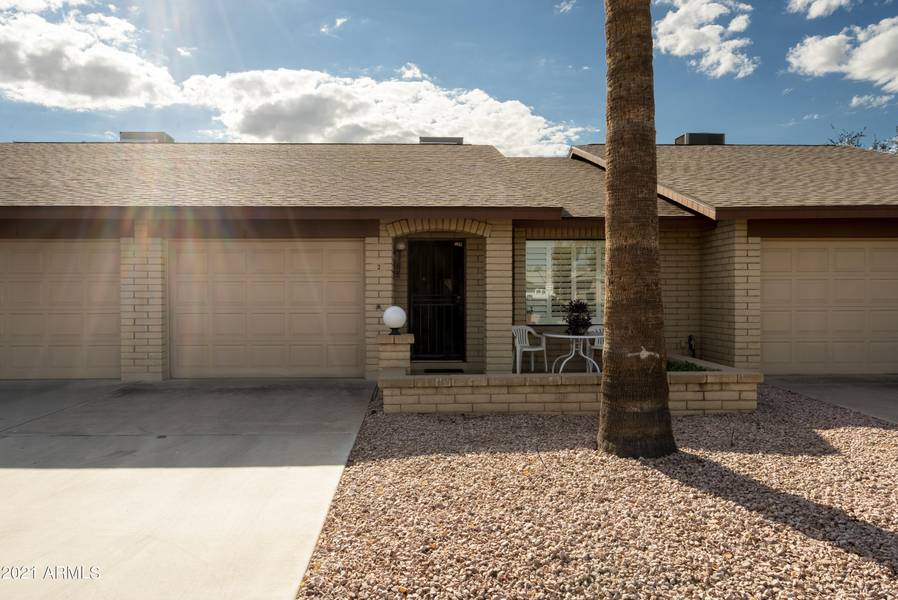 2064 S FARNSWORTH Drive #2, Mesa, AZ 85209