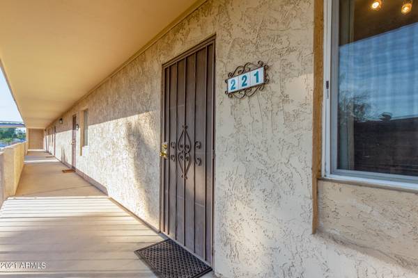 Scottsdale, AZ 85251,3314 N 68TH Street #221