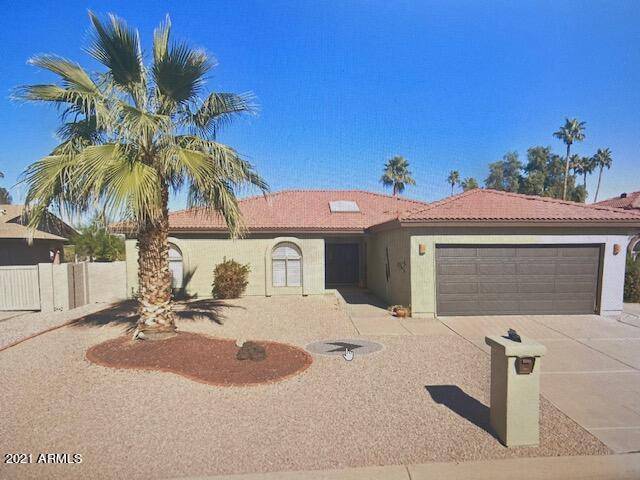 10318 E SILVERTREE Court, Sun Lakes, AZ 85248