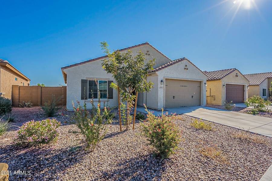 3745 N ASTORIA Drive, Florence, AZ 85132