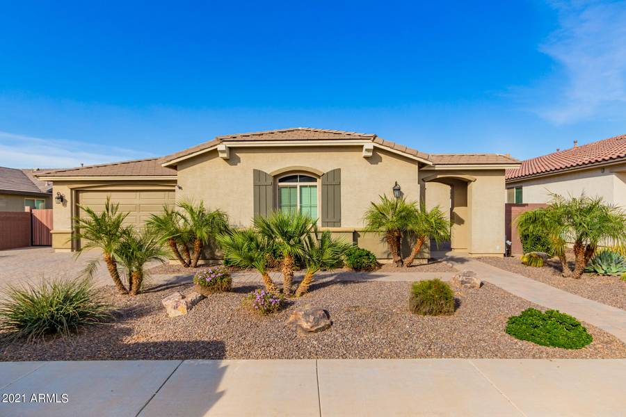 852 W COFFEE TREE Avenue, San Tan Valley, AZ 85140