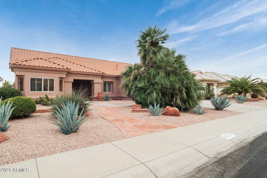 14213 W PARADA Drive, Sun City West, AZ 85375