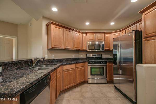 Phoenix, AZ 85054,5450 E DEER VALLEY Drive #3020