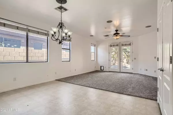 Tolleson, AZ 85353,8748 W CORDES Road