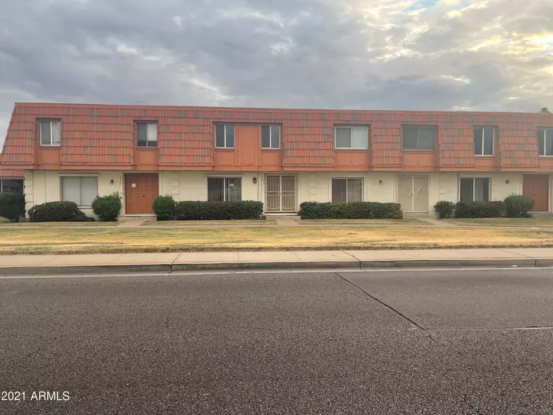 4851 W NORTHERN Avenue, Glendale, AZ 85301