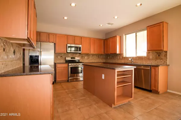 Maricopa, AZ 85138,43615 W BAILEY Drive