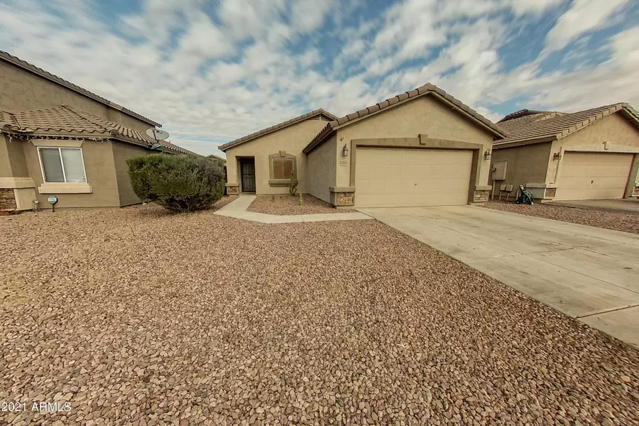 11558 W SCHLEIFER Drive, Youngtown, AZ 85363