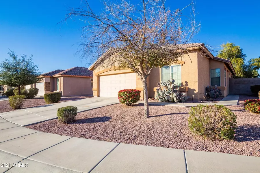 24716 W DOVE Ridge, Buckeye, AZ 85326