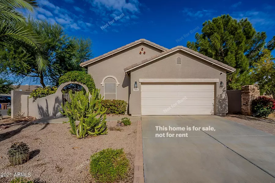 906 W BURKHALTER Drive, San Tan Valley, AZ 85143