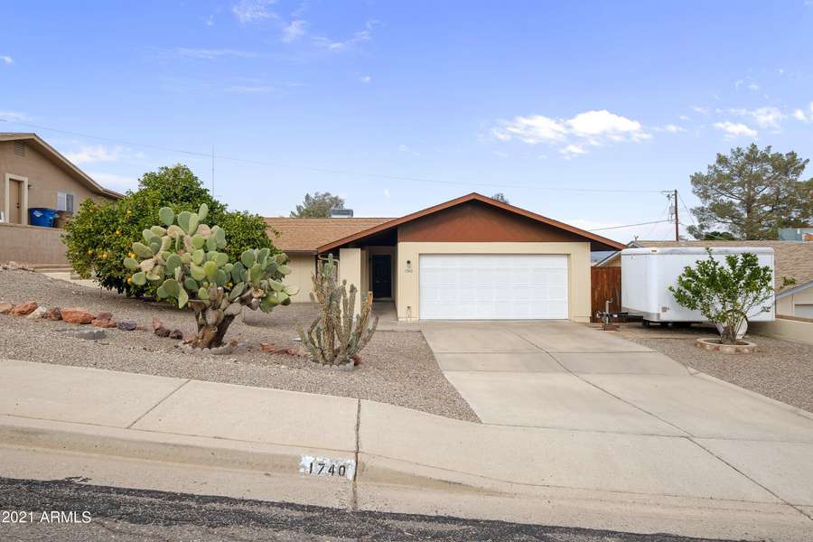 1740 VISTA Drive, Wickenburg, AZ 85390