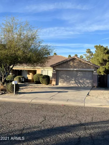 2858 E PHELPS Road, Phoenix, AZ 85032