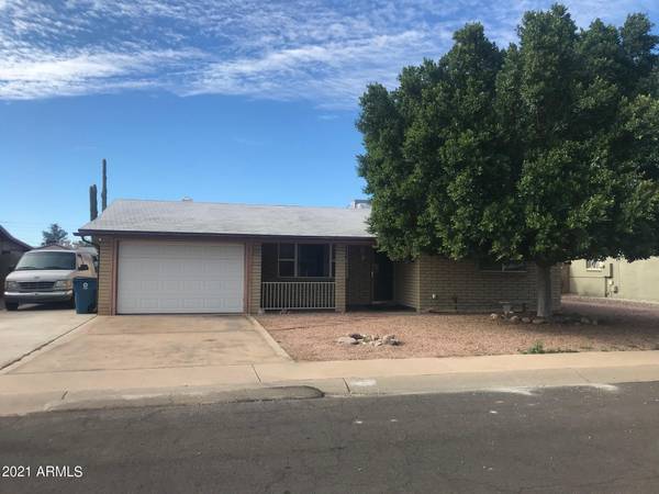 Apache Junction, AZ 85120,1036 S MAIN Drive