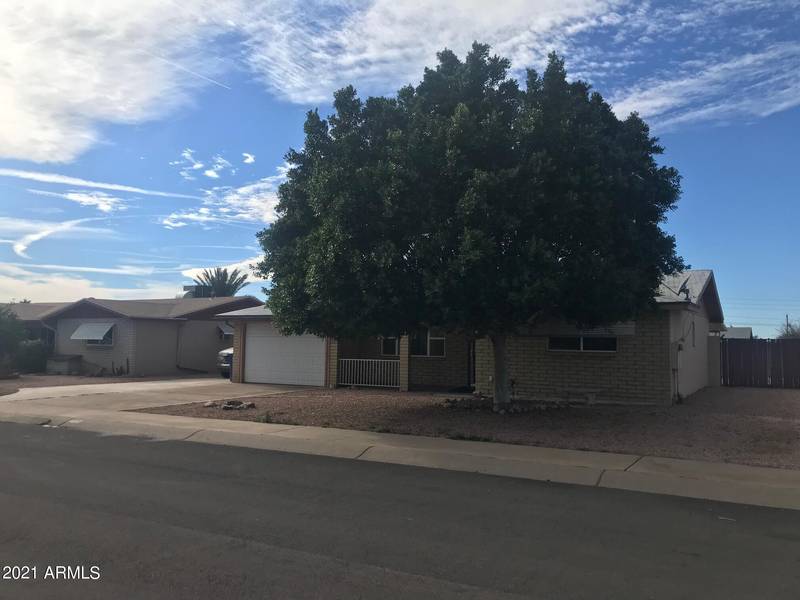 1036 S MAIN Drive, Apache Junction, AZ 85120