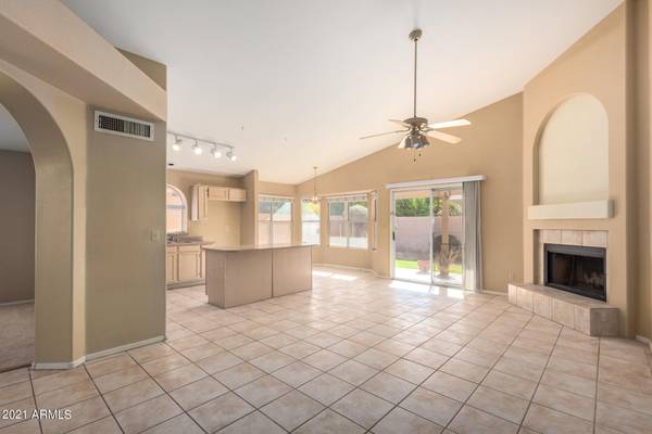 Phoenix, AZ 85044,4515 E WHITE ASTER Street