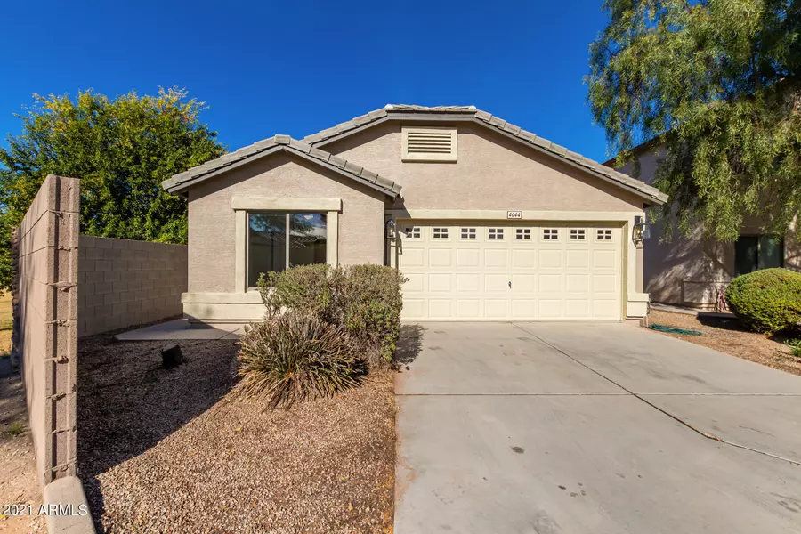 4044 E AZURITE Road, San Tan Valley, AZ 85143