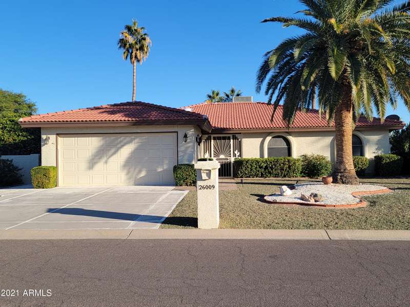 26009 S NEW TOWN Drive, Sun Lakes, AZ 85248