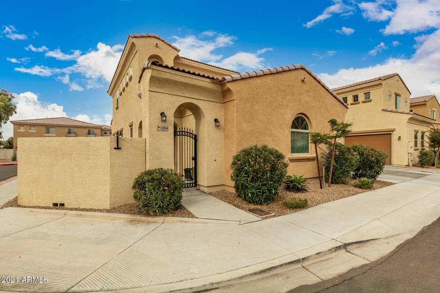 1367 S COUNTRY CLUB Drive #1294, Mesa, AZ 85210