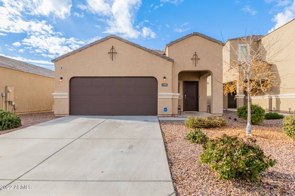 4705 E Argentite Street, San Tan Valley, AZ 85143