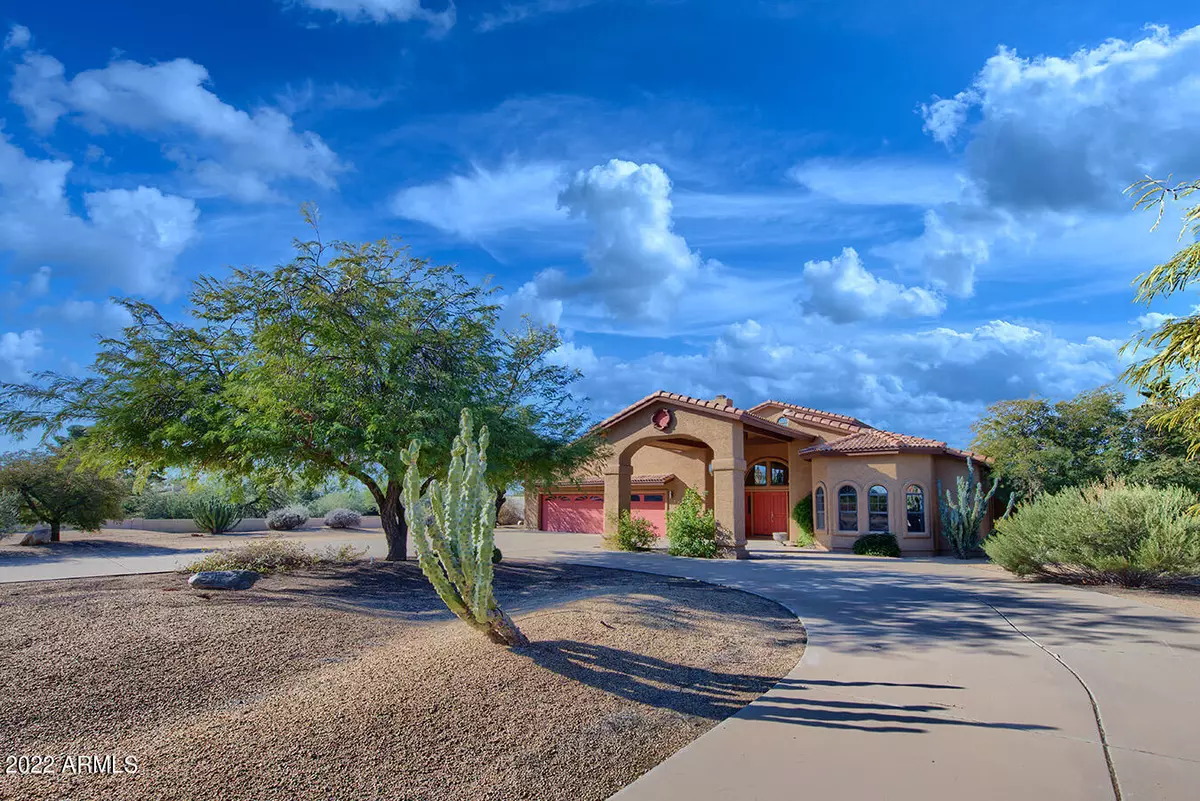 Phoenix, AZ 85032,15838 N 41ST Place