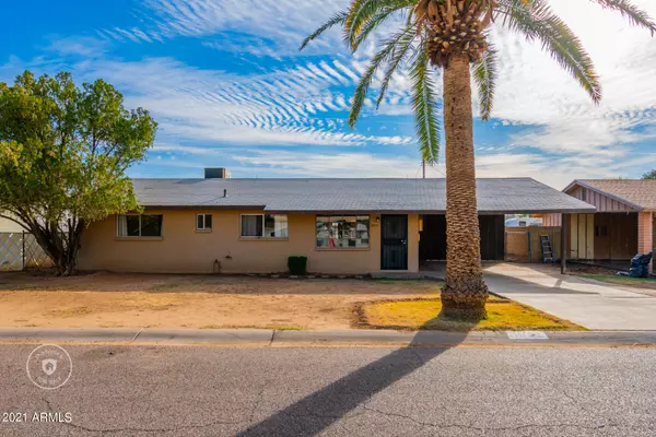 3921 W GRISWOLD Road, Phoenix, AZ 85051