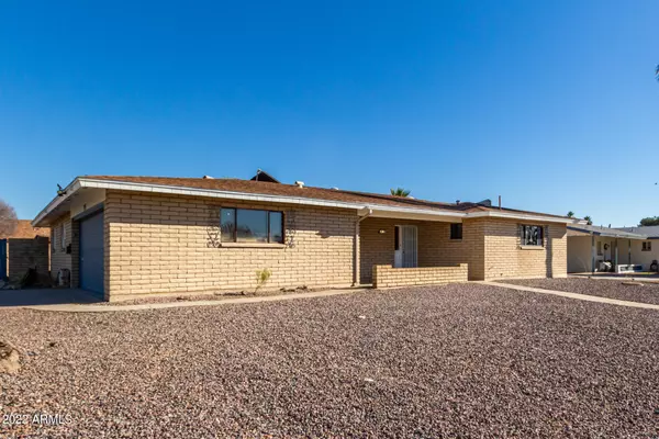 755 N 63RD Place, Mesa, AZ 85205