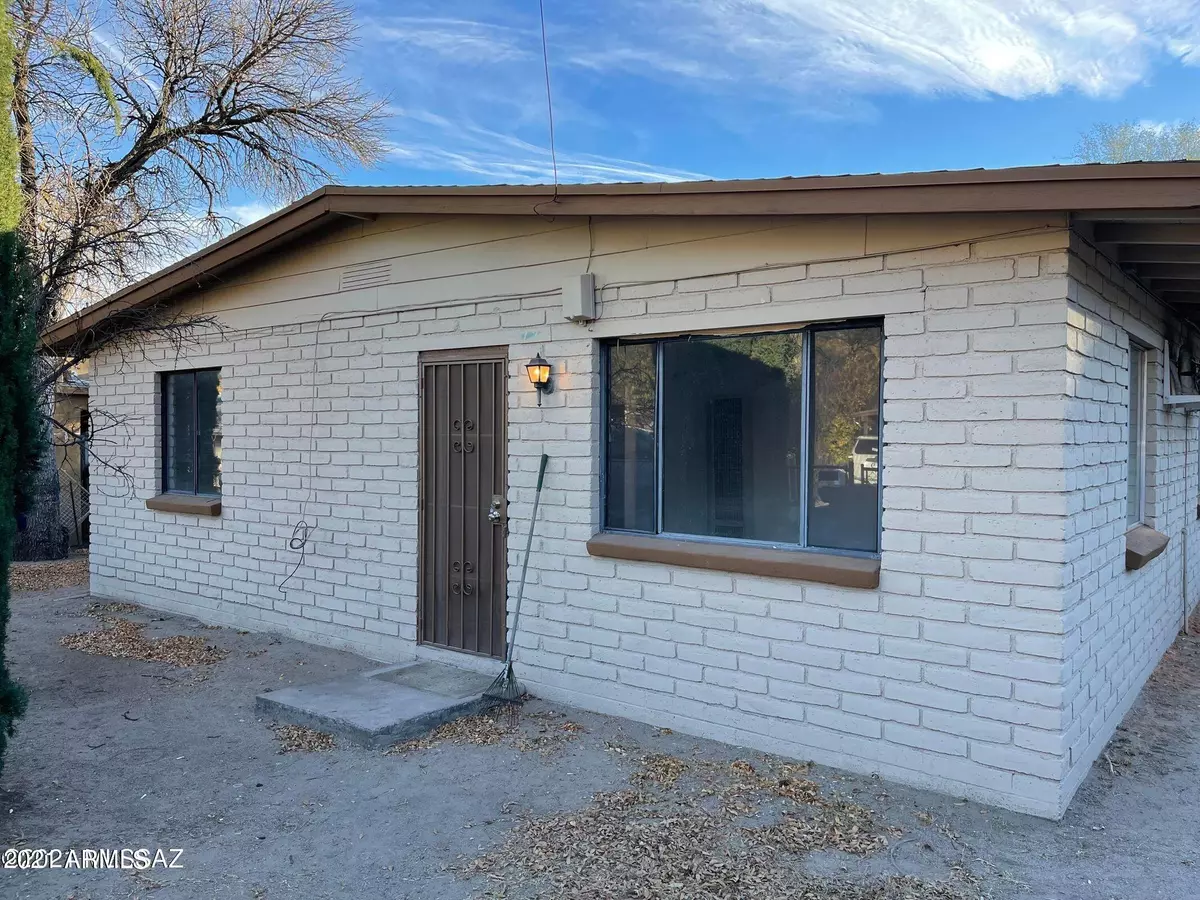 Nogales, AZ 85621,731 W HUGHES Street