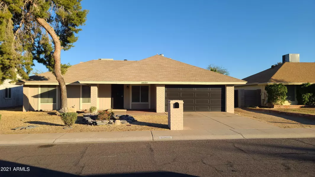 6920 W DENTON Lane, Glendale, AZ 85303