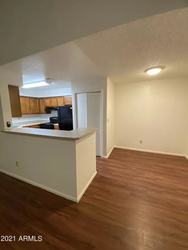 Mesa, AZ 85210,533 W GUADALUPE Road #2077