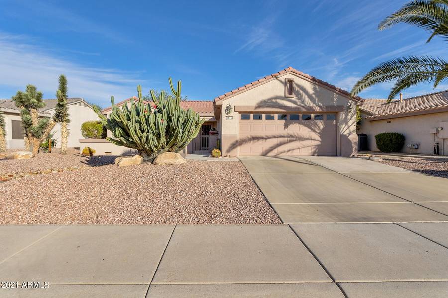 15744 W GOLDENROD Drive, Surprise, AZ 85374