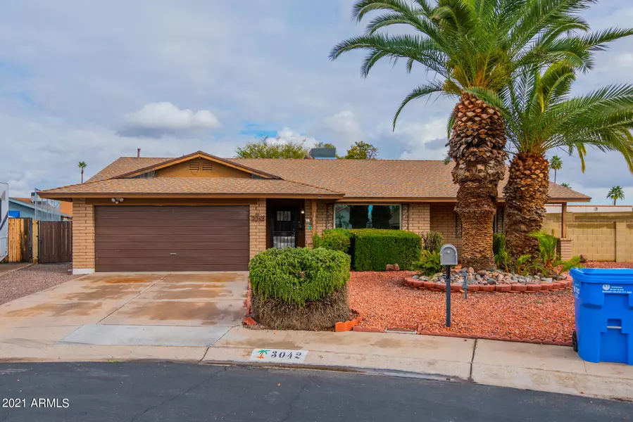 3042 W REDFIELD Road, Phoenix, AZ 85053