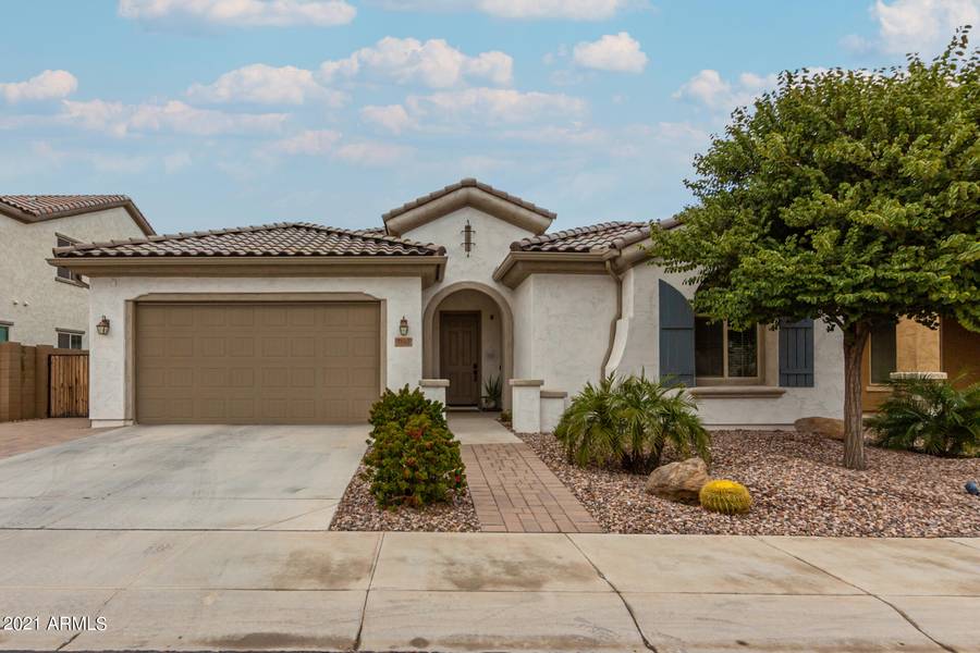 1840 E HORSESHOE Drive, Chandler, AZ 85249