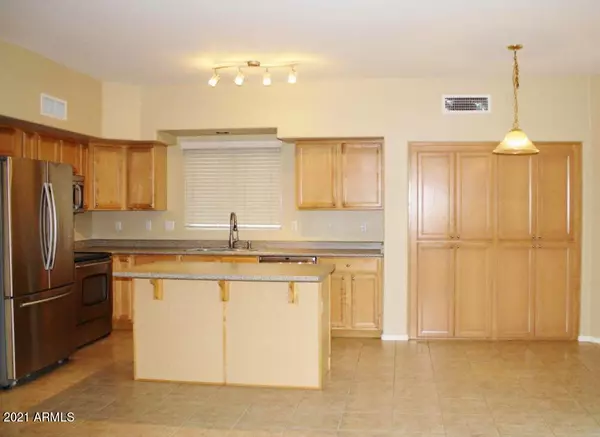 Phoenix, AZ 85024,18606 N 16 Place