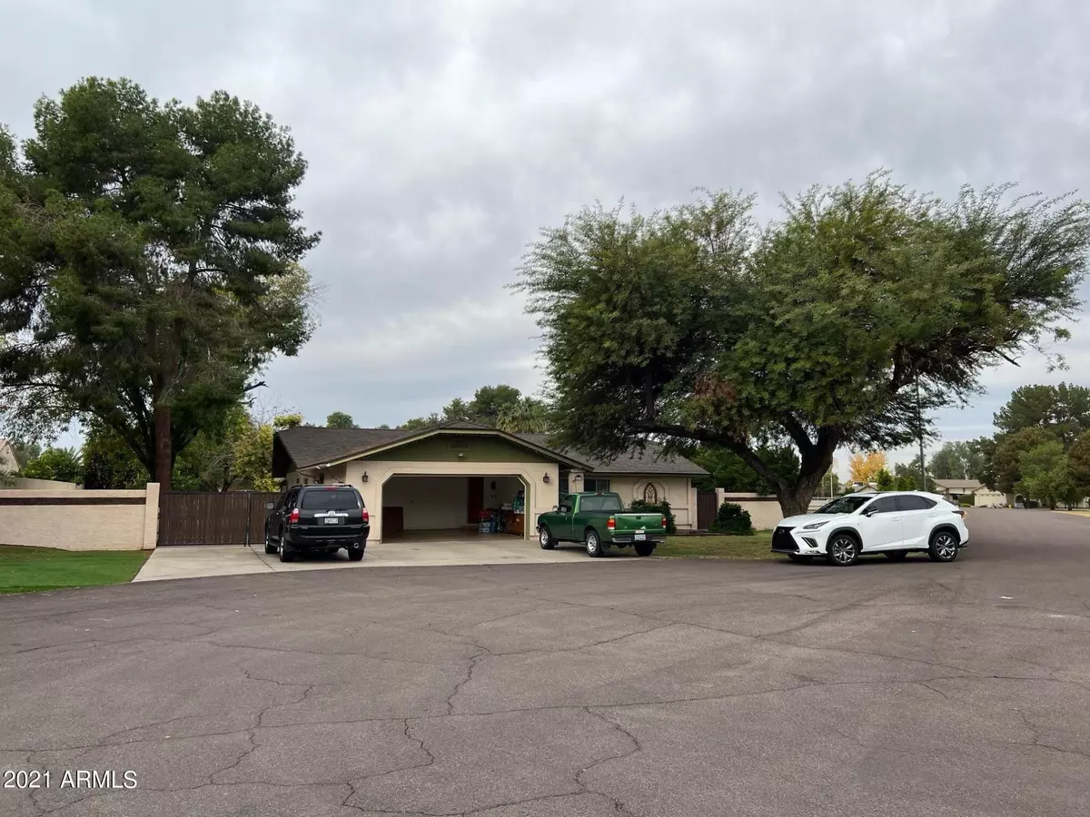 Glendale, AZ 85303,8031 W MONTEBELLO Avenue