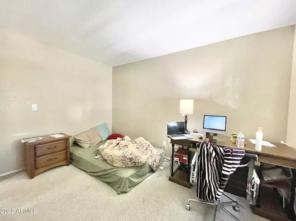 Phoenix, AZ 85017,2537 W GEORGIA Avenue #22