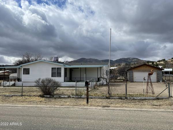 Peeples Valley, AZ 86332,18350 S PIONEER Avenue