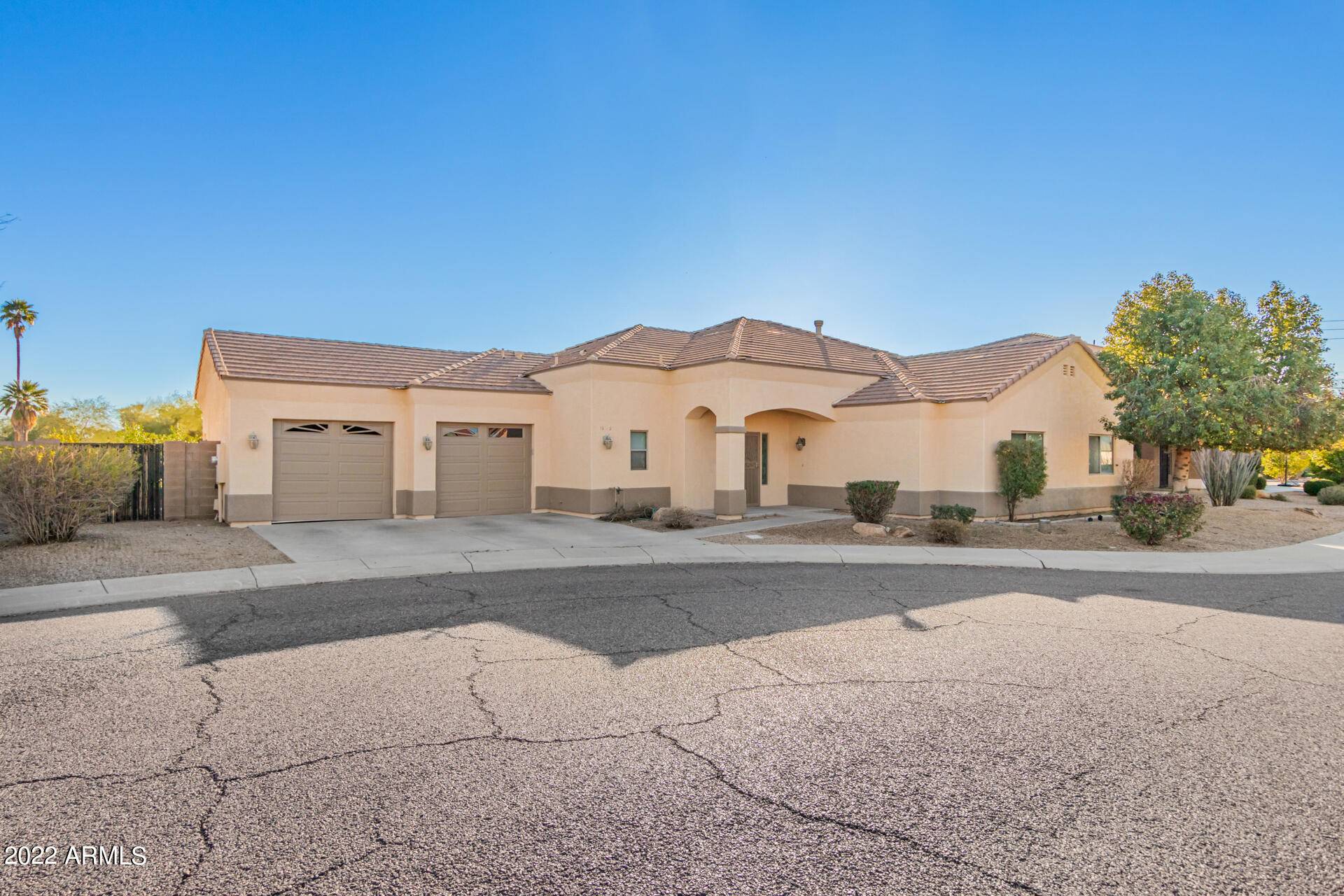 Phoenix, AZ 85022,16209 N 21ST Place