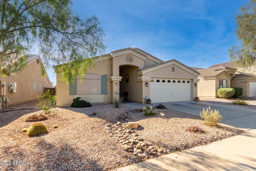 565 W LUCKY PENNY Place, Casa Grande, AZ 85122