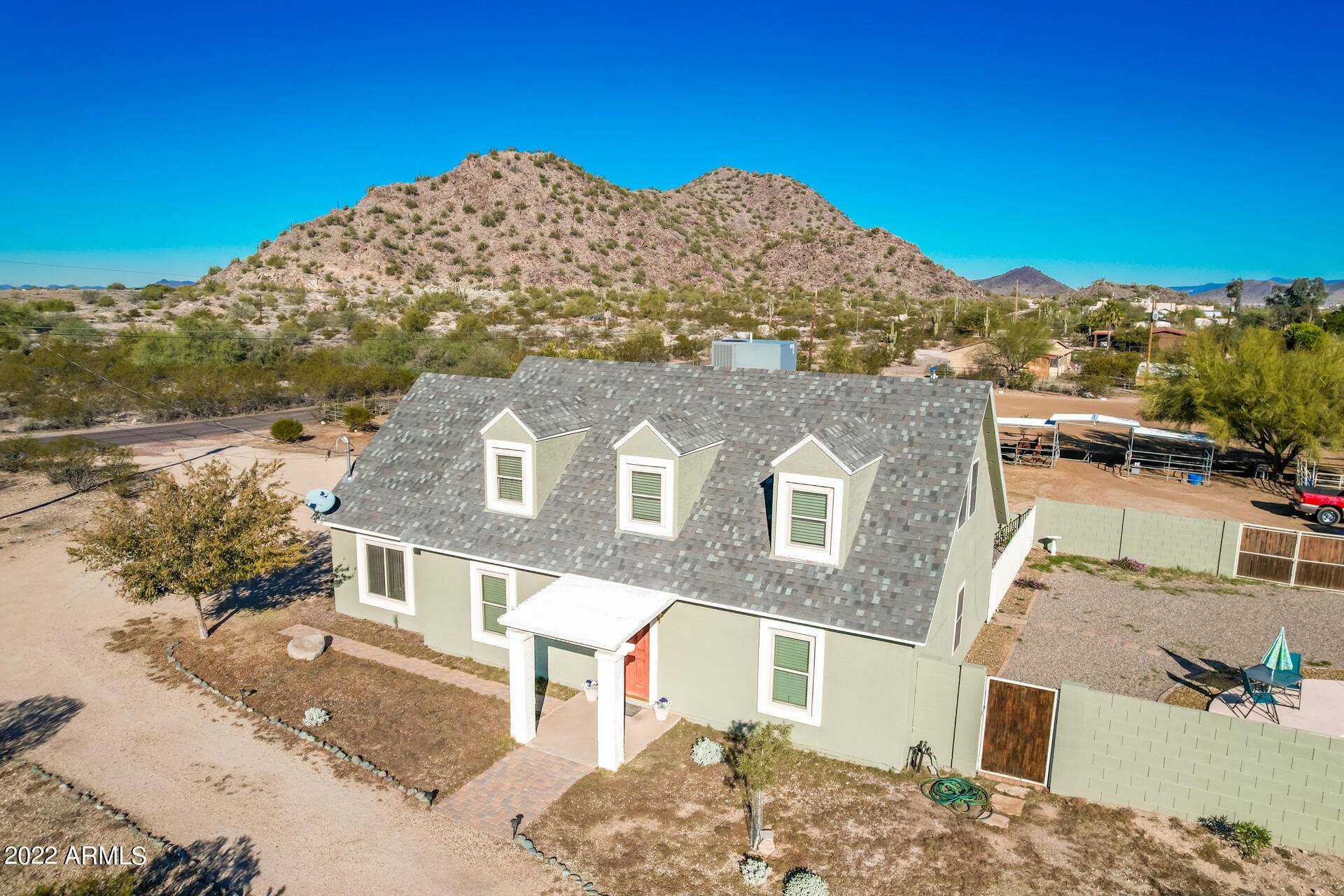 2012 E TONOPAH Drive, Phoenix, AZ 85024