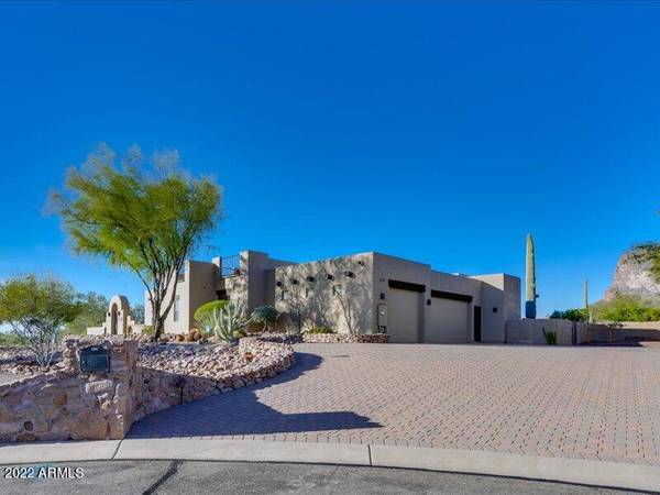 Gold Canyon, AZ 85119,928 S Cottontail Court