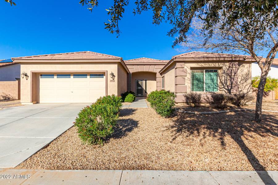 2954 E COCONINO Drive, Gilbert, AZ 85298