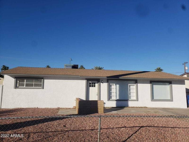 102 W LAWRENCE Boulevard, Avondale, AZ 85323