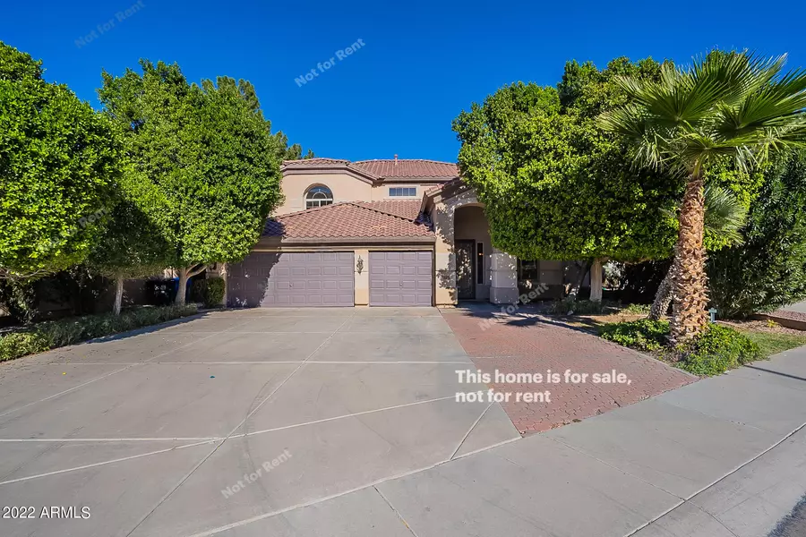 516 E RANCH Road, Gilbert, AZ 85296