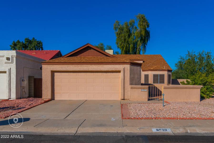 6530 W NORTH Lane, Glendale, AZ 85302