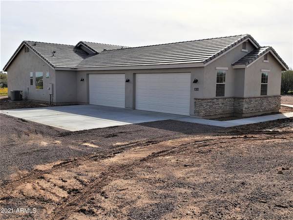 Queen Creek, AZ 85142,28324 N VARNUM Road