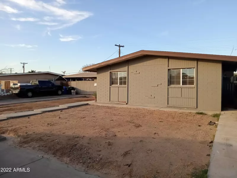 6202 W CLARENDON Avenue, Phoenix, AZ 85033