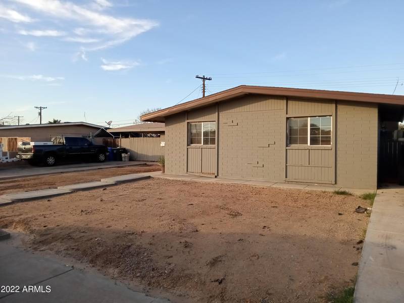 6202 W CLARENDON Avenue, Phoenix, AZ 85033