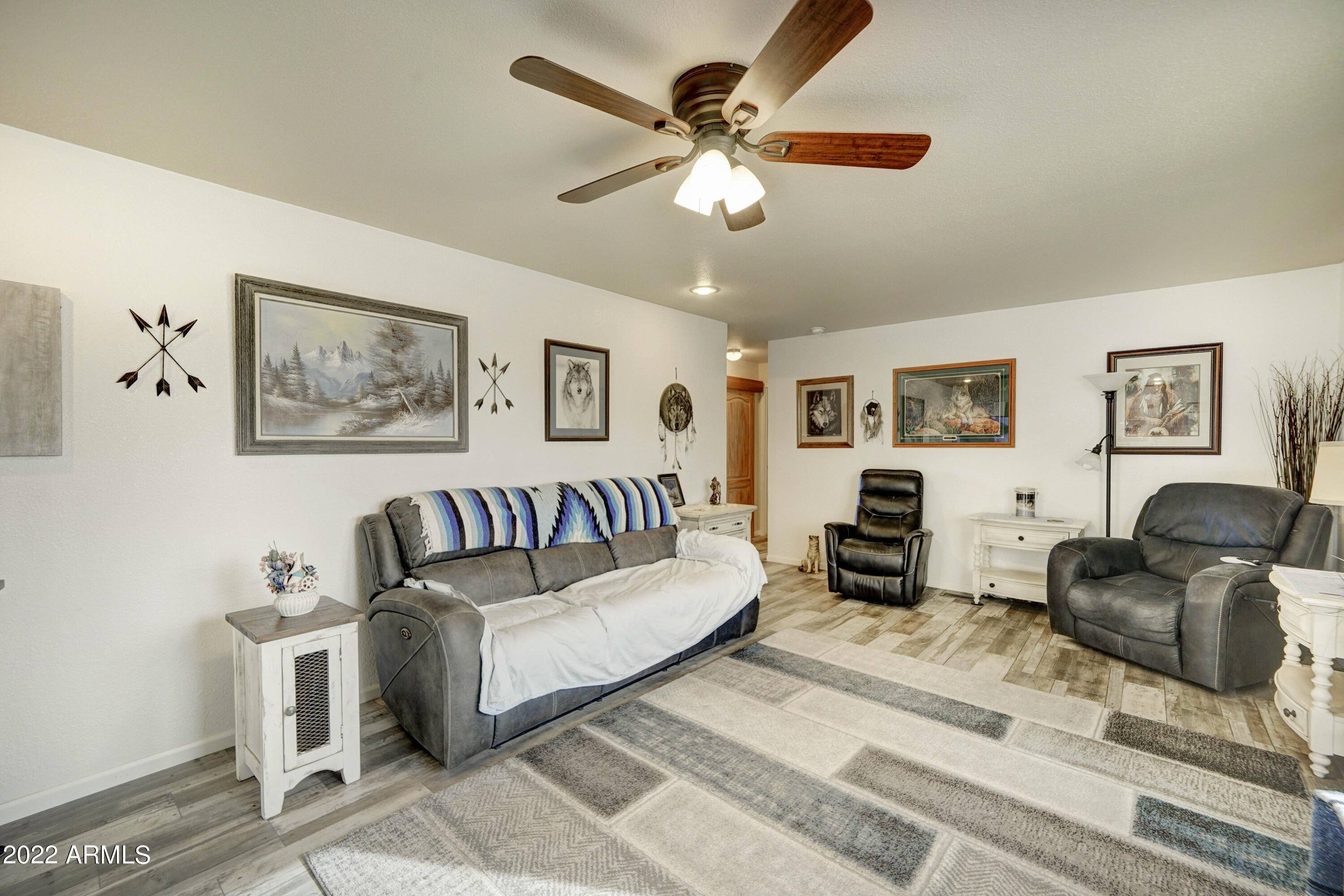Apache Junction, AZ 85119,660 E SCENIC Street
