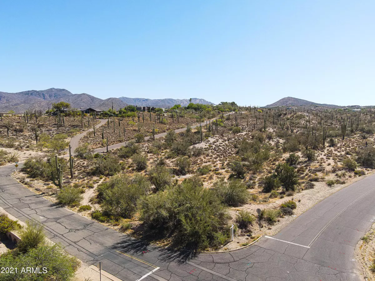 Carefree, AZ 85377,7650 E RISING SUN Road #-