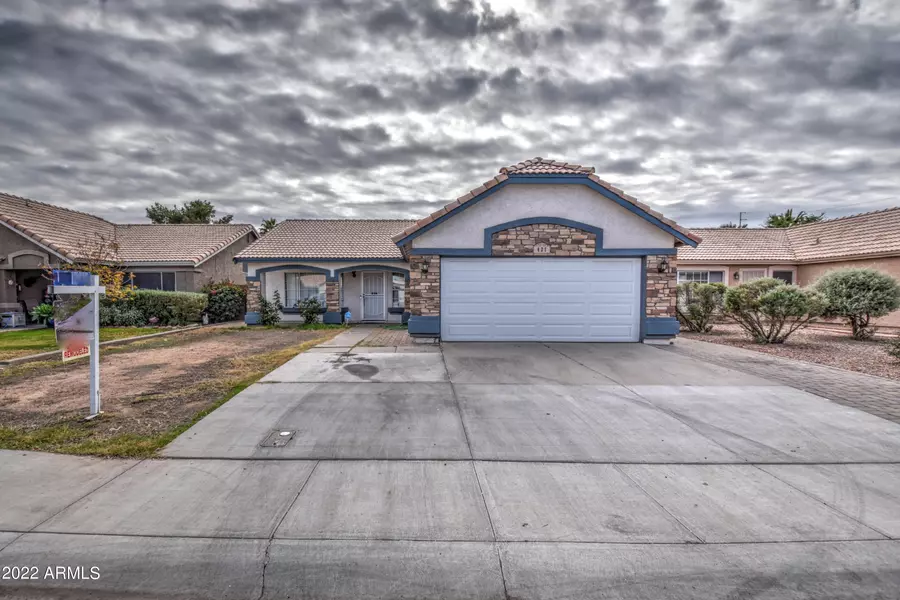 421 E BART Drive, Chandler, AZ 85225