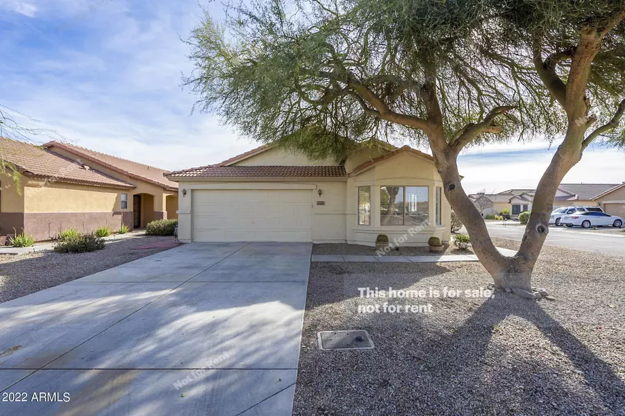 1231 E SANTA FIORE Street, San Tan Valley, AZ 85140